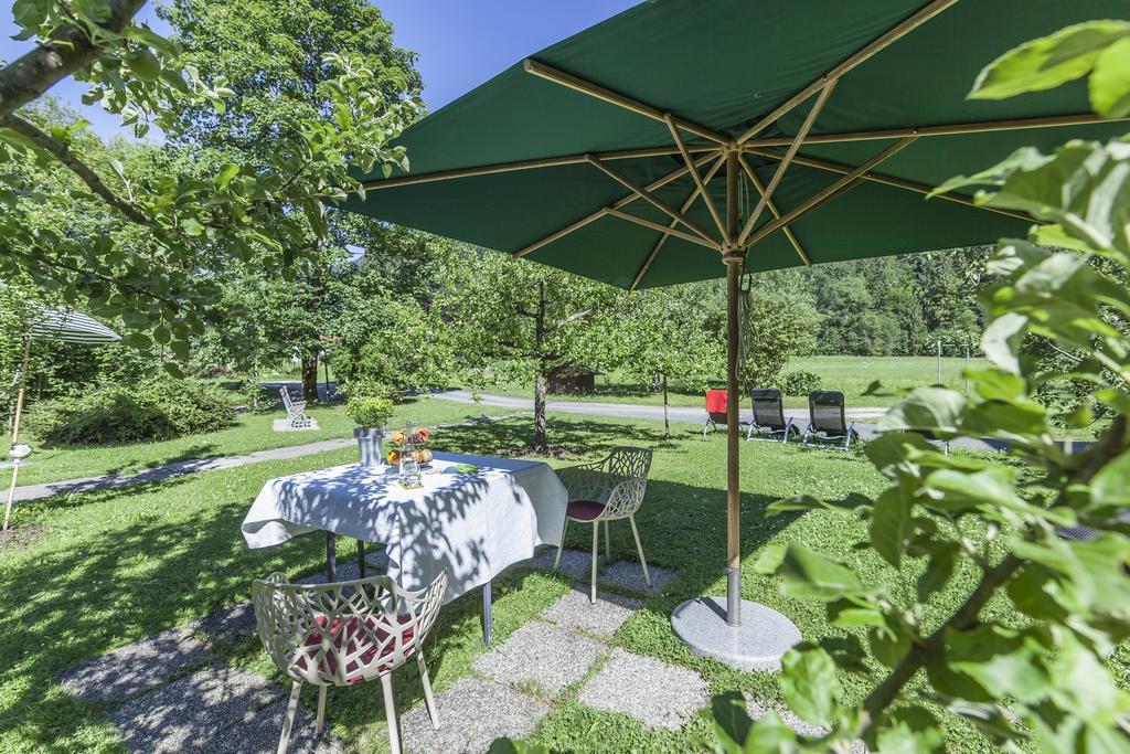 Hotel B&B "Zur Schanz" エープス エクステリア 写真